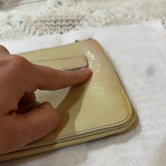 Prada Bag - Picture 8 of 17